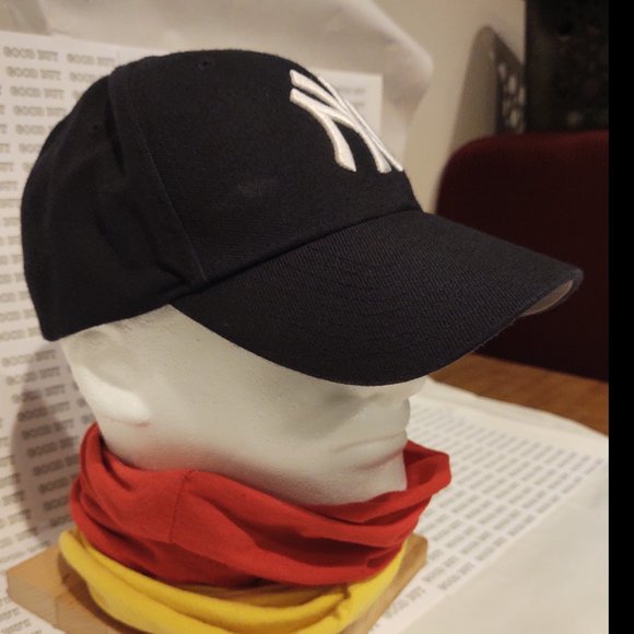 NEW YORK YANKEES MLB MERCHANDISE UNSTRUCTURED YANKEE BLUE BALL CAP - Picture 3 of 4